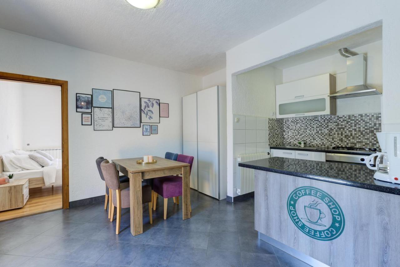 Apartments Kristijan Senj  Exterior photo